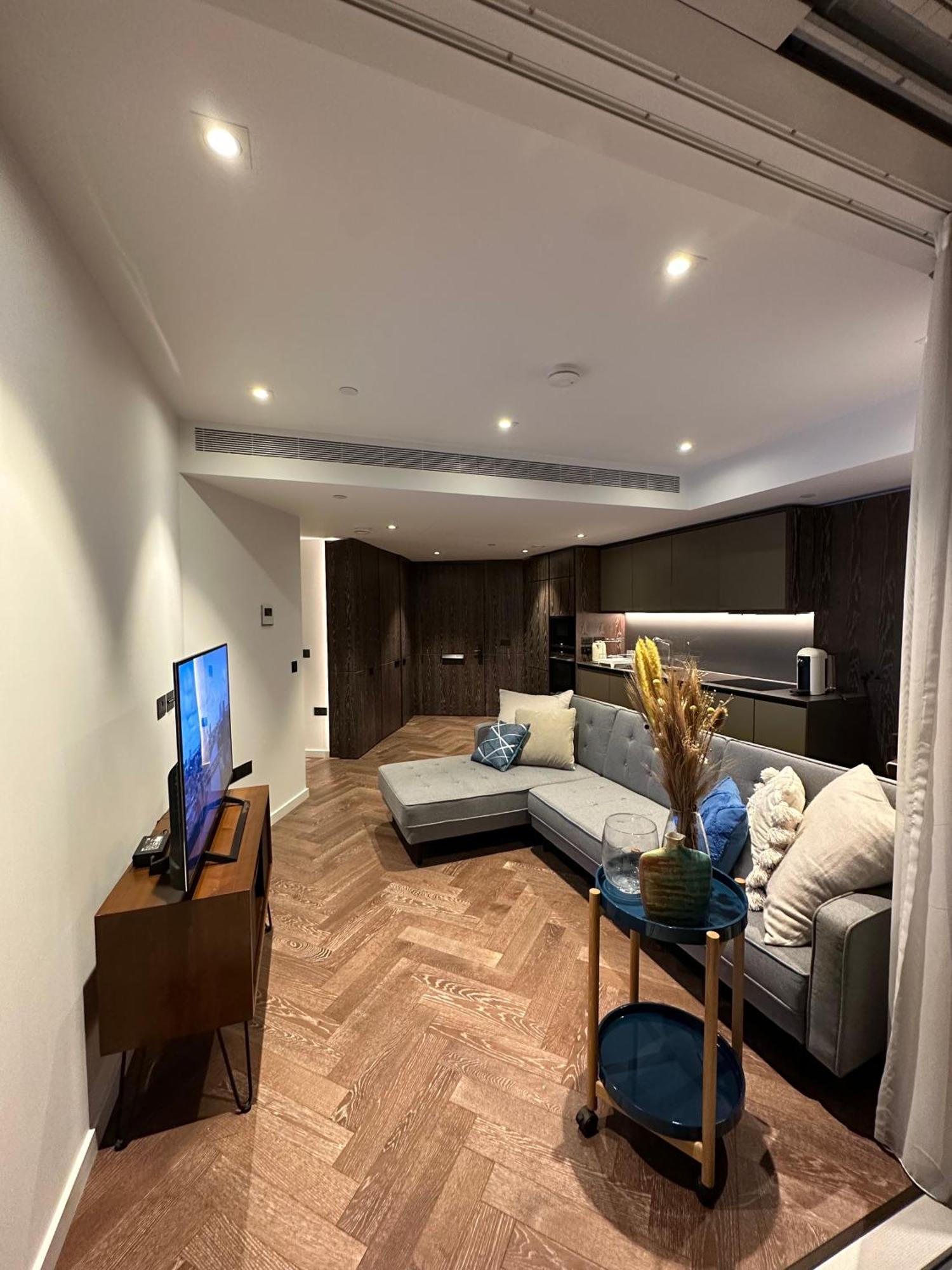 Battersea Power Station Apartment ลอนดอน ภายนอก รูปภาพ