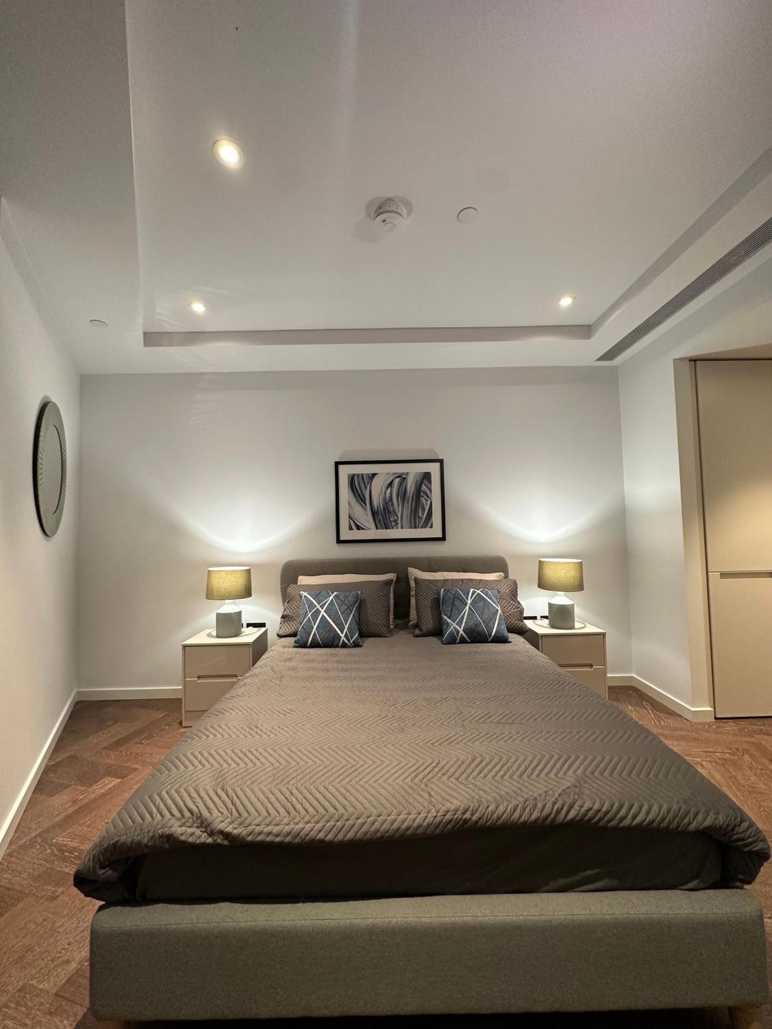 Battersea Power Station Apartment ลอนดอน ภายนอก รูปภาพ
