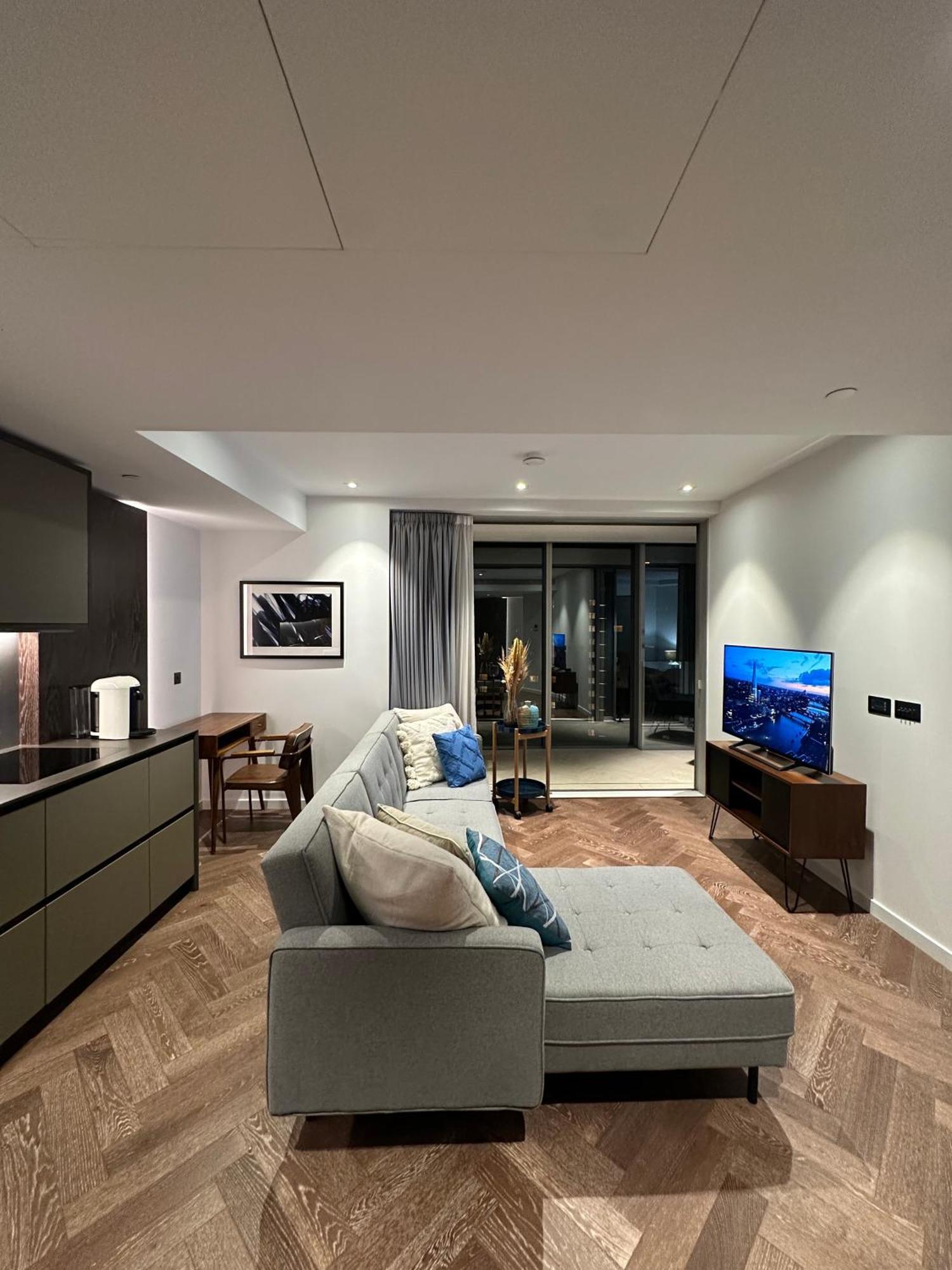 Battersea Power Station Apartment ลอนดอน ภายนอก รูปภาพ