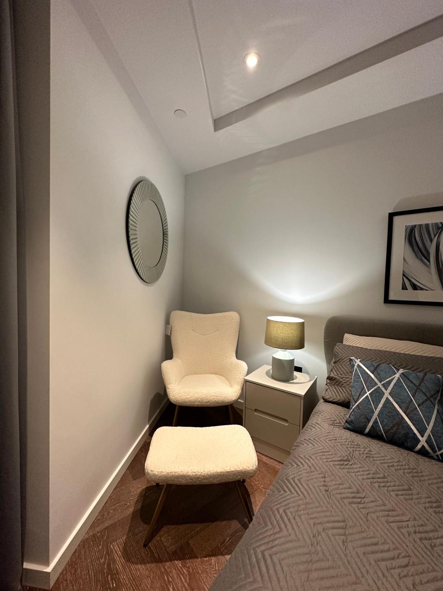 Battersea Power Station Apartment ลอนดอน ภายนอก รูปภาพ